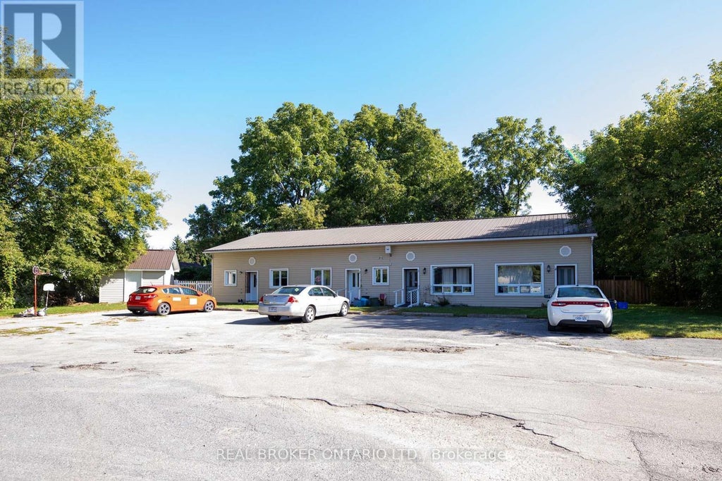 341 New Street, Edwardsburgh/cardinal