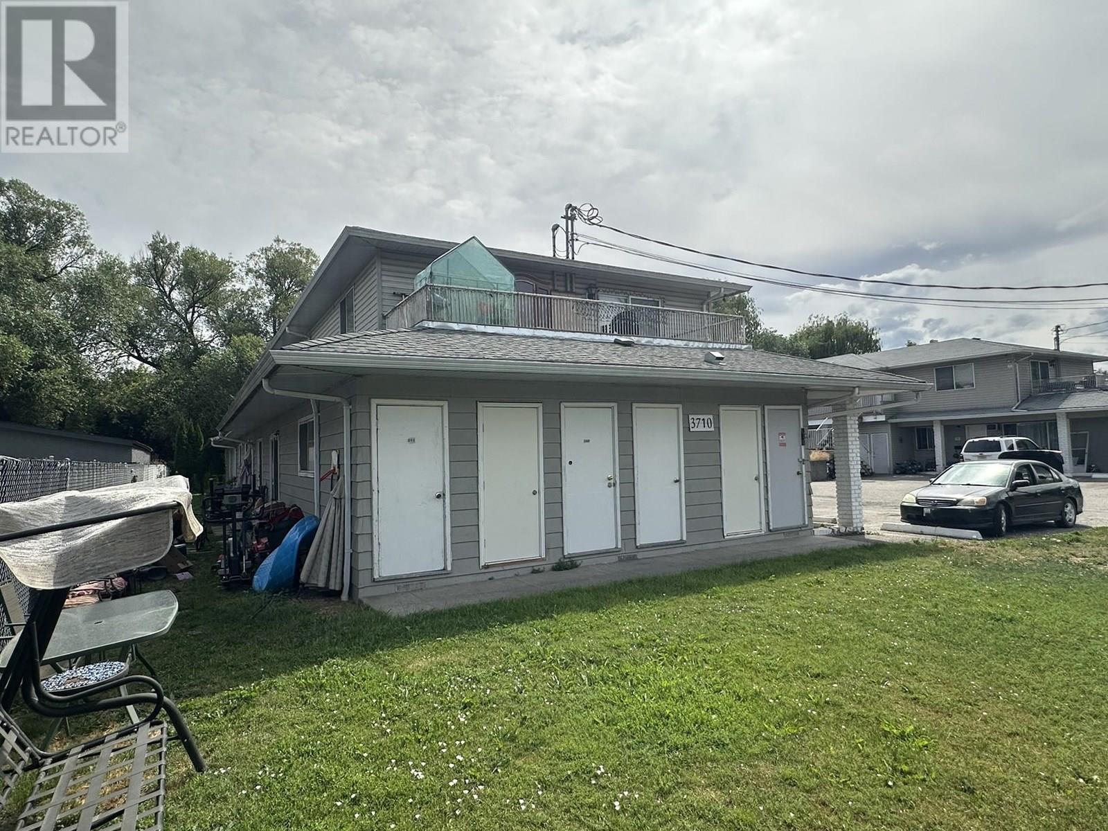 3710-3712 24 Avenue. Vernon, British Columbia