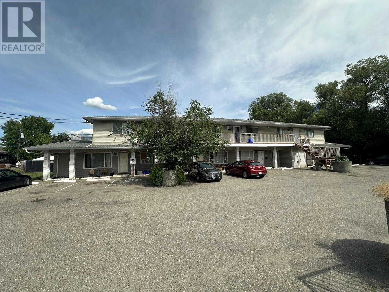 3710-3712 24 Avenue. Vernon, British Columbia