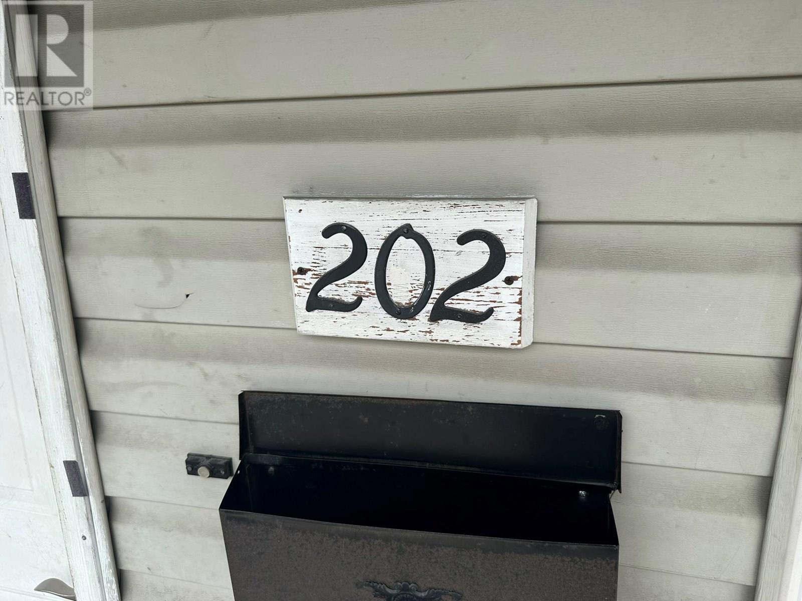 3710-3712 24 Avenue. Vernon, British Columbia