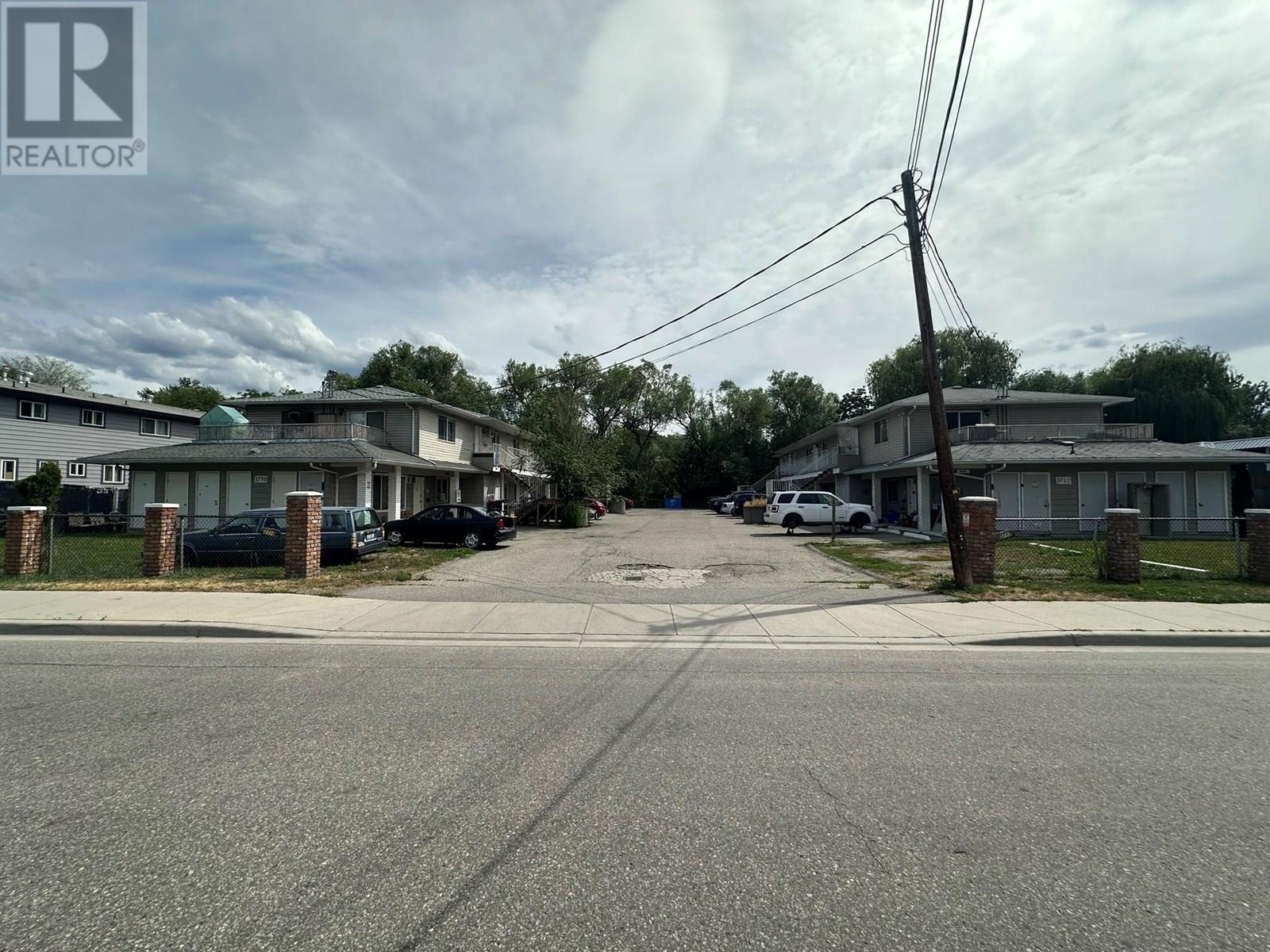 3710-3712 24 Avenue. Vernon, British Columbia