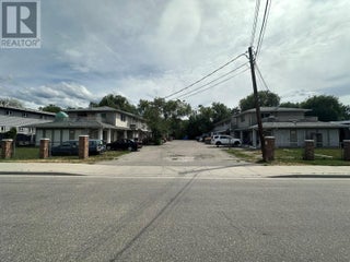 3710-3712 24 Avenue. Vernon, British Columbia