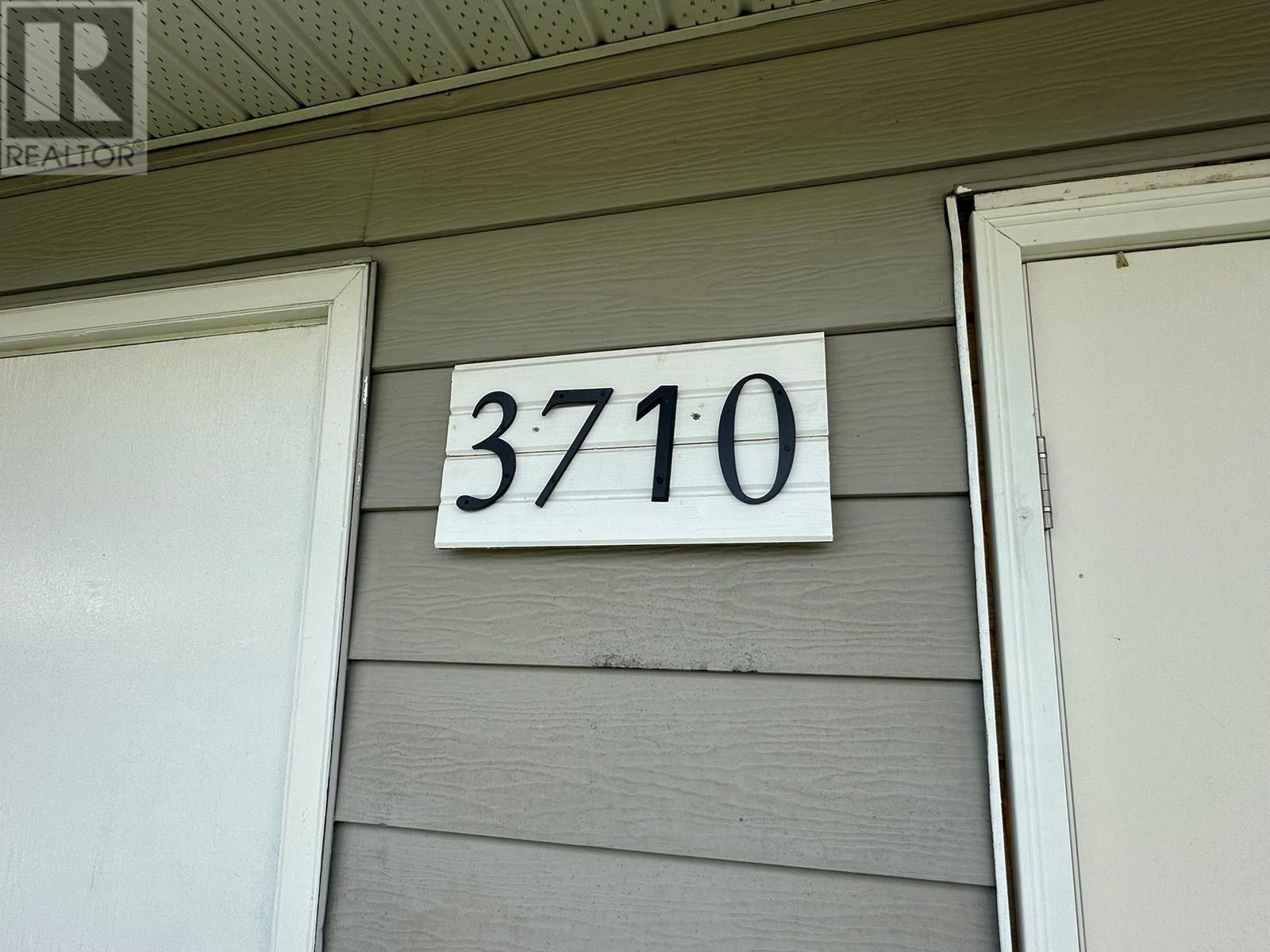 3710-3712 24 Avenue. Vernon, British Columbia