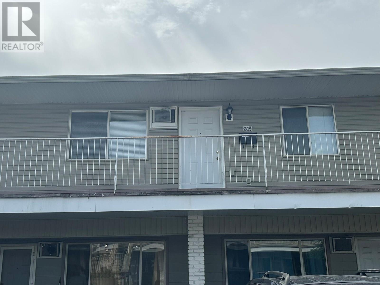 3710-3712 24 Avenue. Vernon, British Columbia