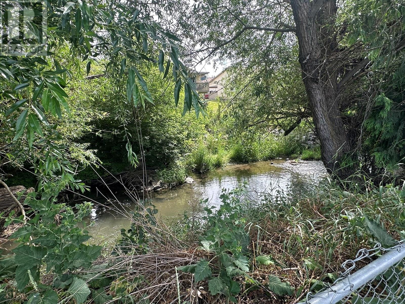 3710-3712 24 Avenue. Vernon, British Columbia