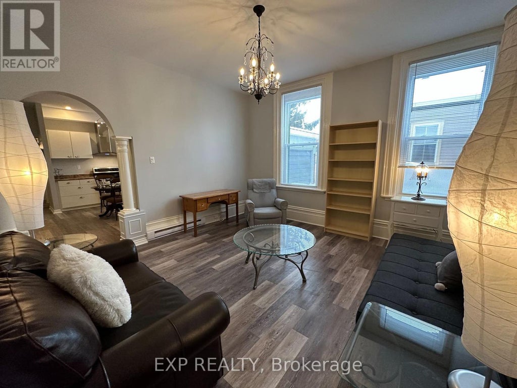 1 - 242 Bridge Street, Carleton Place