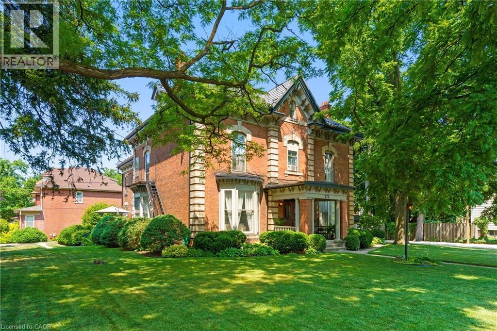 275 Cumberland Avenue, Hamilton