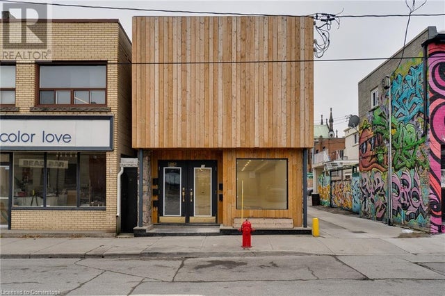 18 Barton Street E, Hamilton