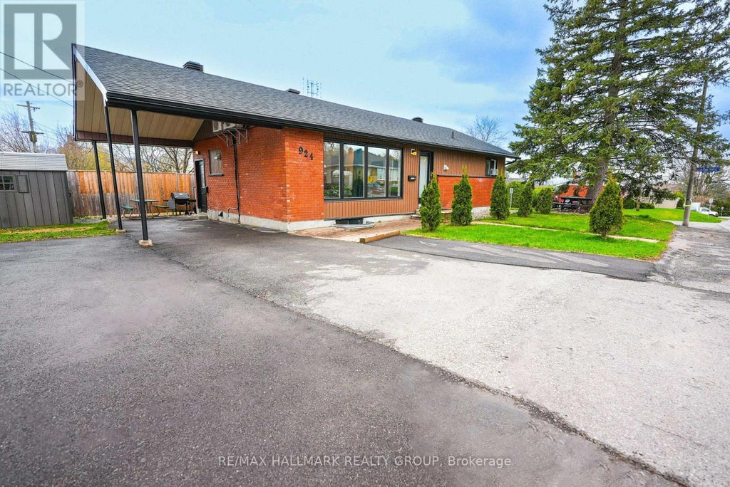 924 Bermuda Avenue, Ottawa