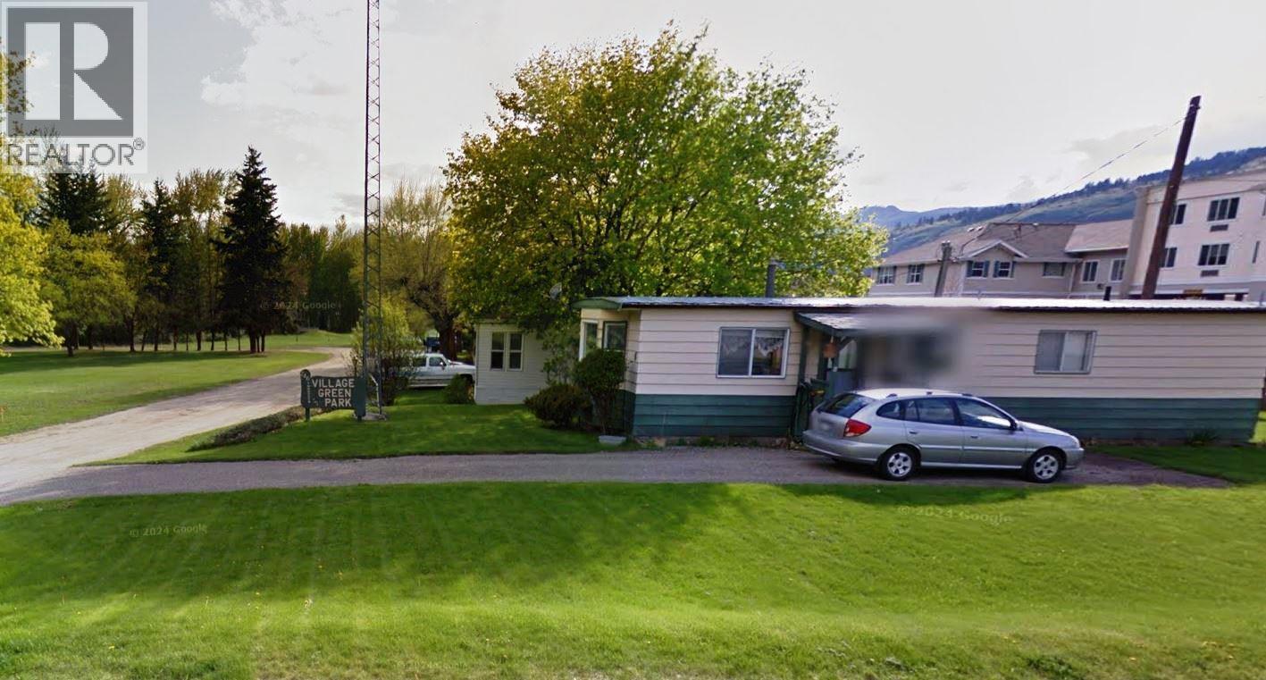 746 Thompson Avenue. Chase, British Columbia