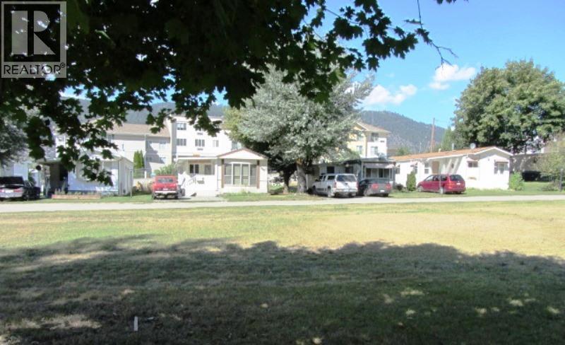 746 Thompson Avenue. Chase, British Columbia