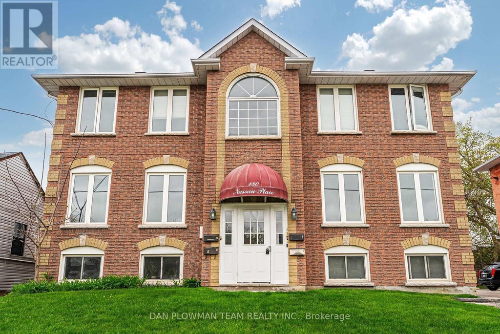 180 Nassau Street, Oshawa (vanier)