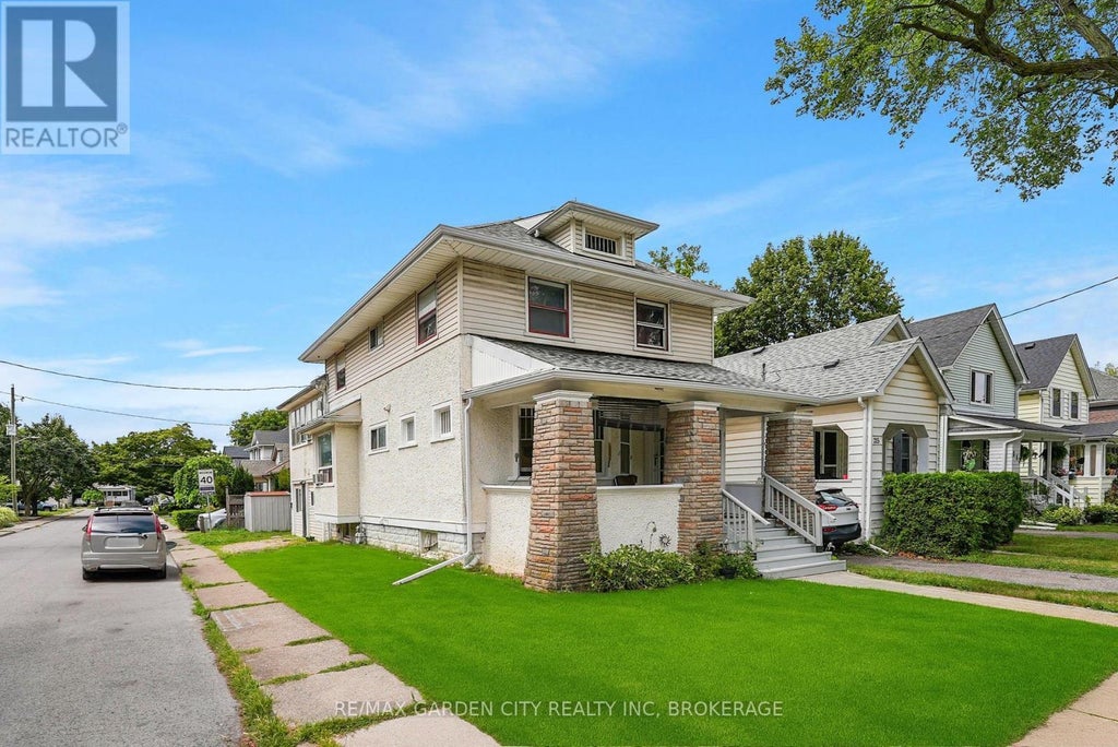 213 Geneva Street, St. Catharines (downtown)