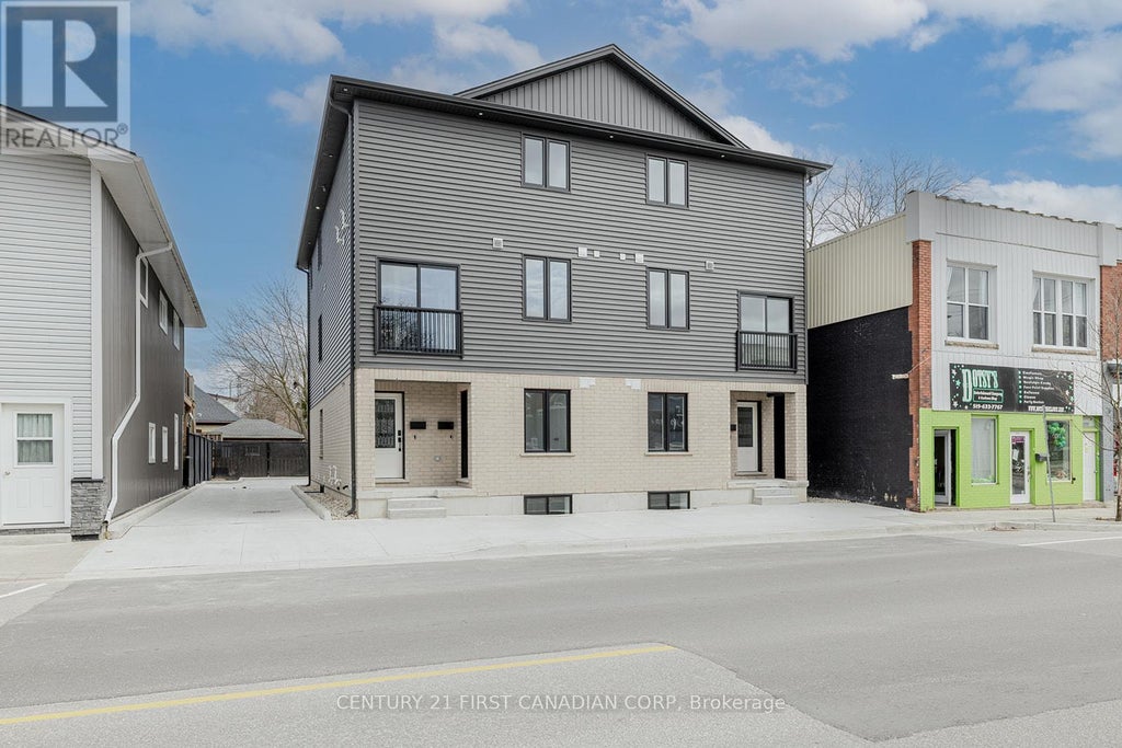 105 - 109 Ross Street, St. Thomas