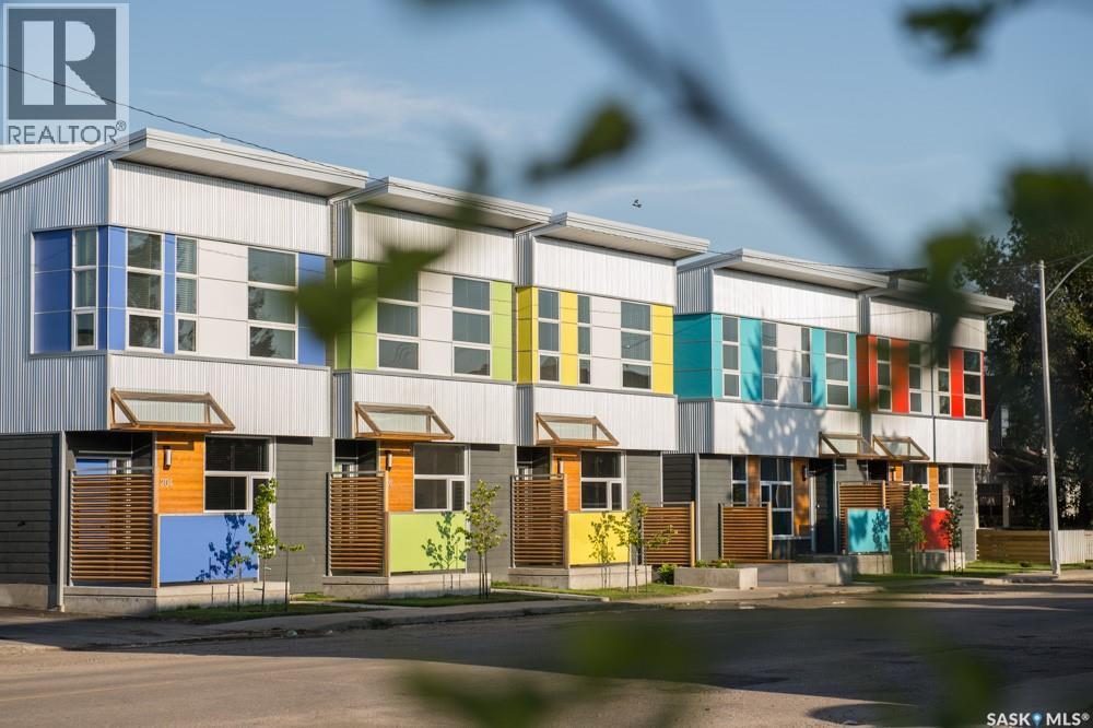 214 D Avenue S, Saskatoon