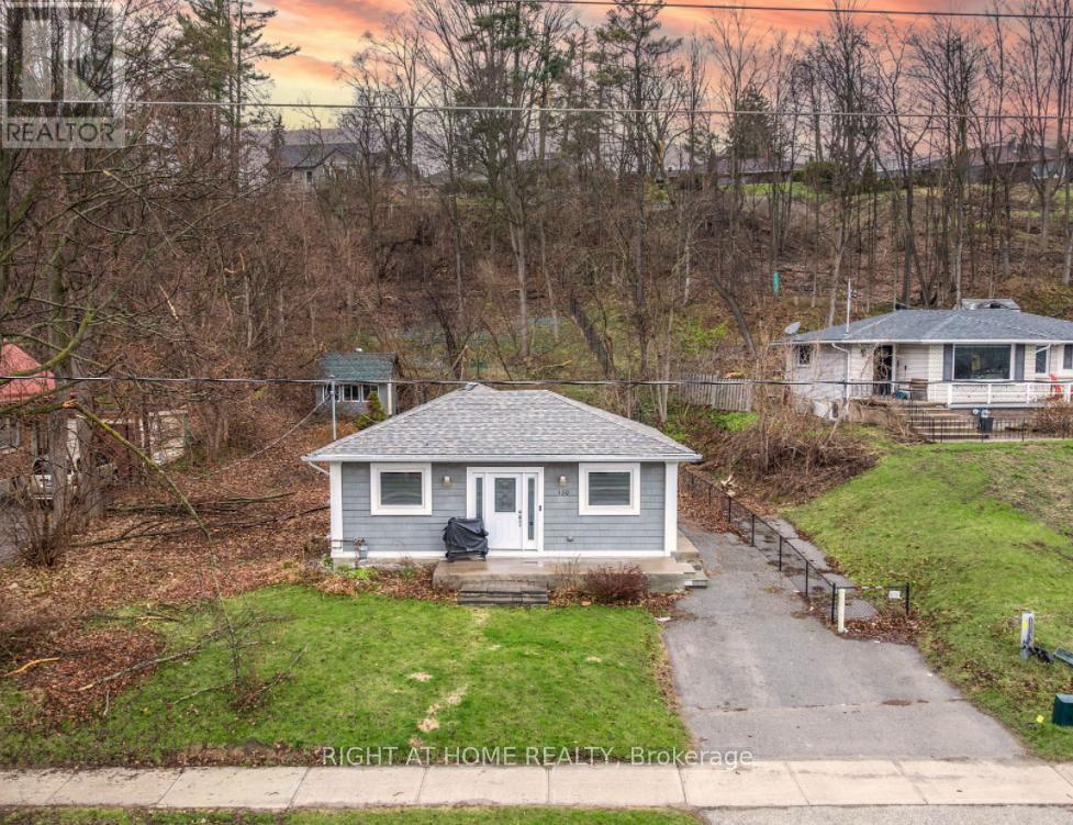 180 Blake Street, Barrie (0 East)