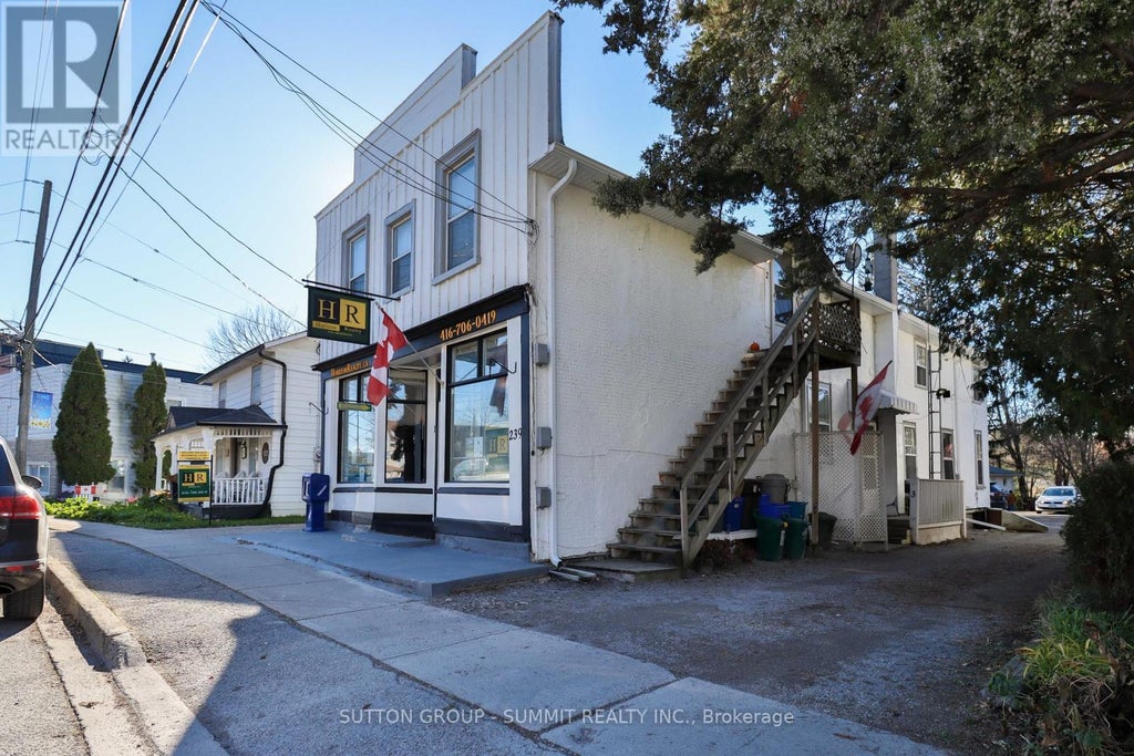 239 Main Street, King (schomberg)