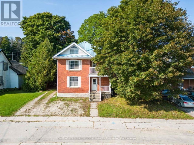 104 Sykes Street S, Meaford