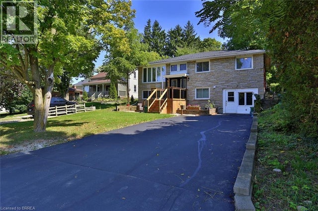 73 Milton Street, New Hamburg