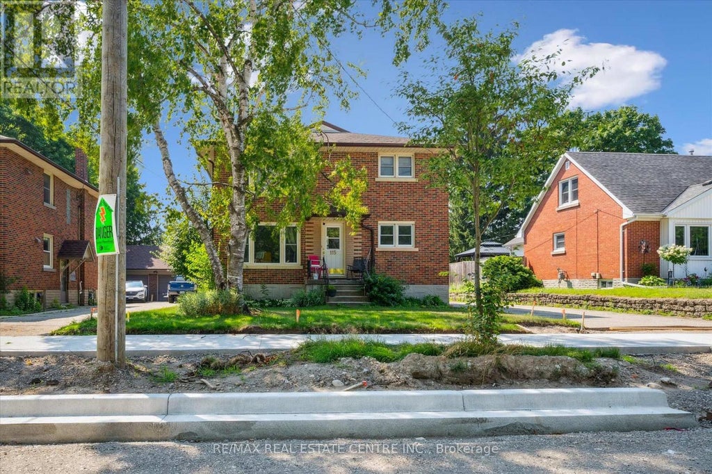 3 - 115 Marlborough Avenue, Kitchener