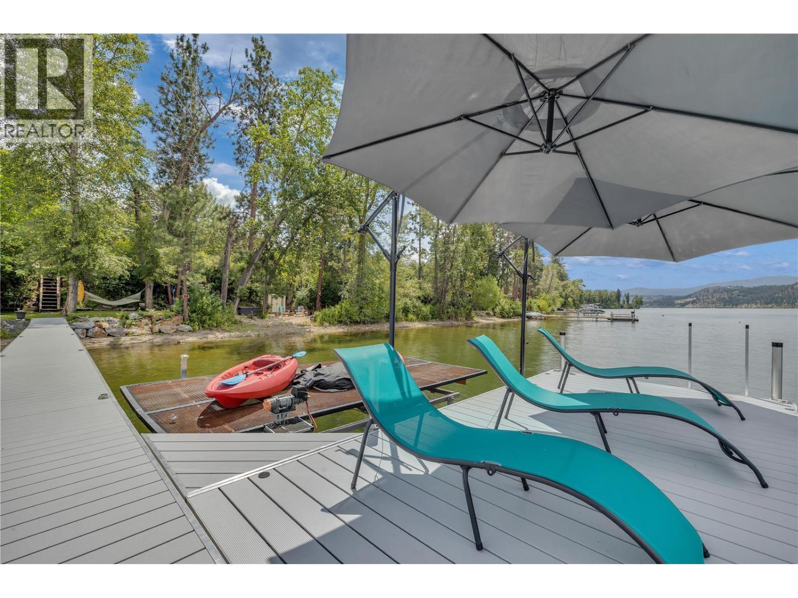 4511 Crawford Road. Lake Country, British Columbia