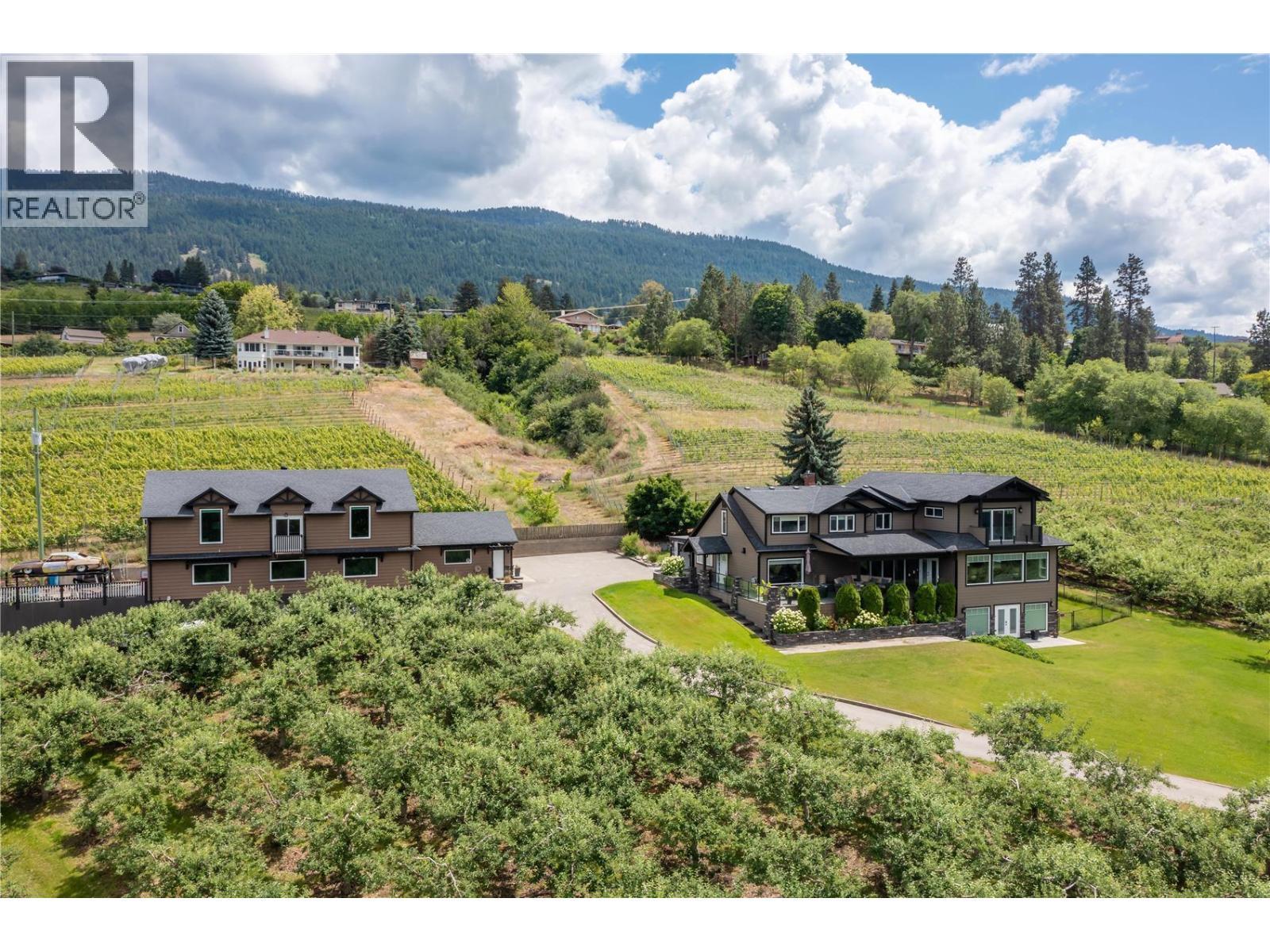 4511 Crawford Road. Lake Country, British Columbia