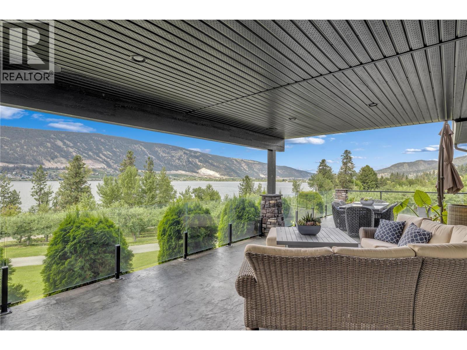 4511 Crawford Road. Lake Country, British Columbia