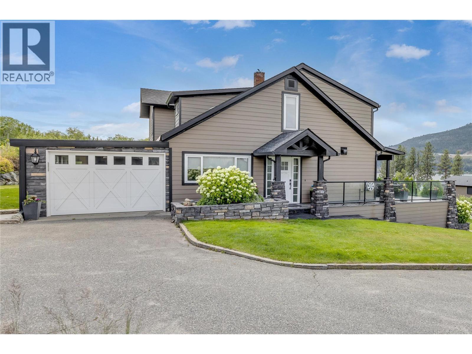4511 Crawford Road. Lake Country, British Columbia