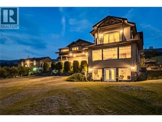 4511 Crawford Road. Lake Country, British Columbia