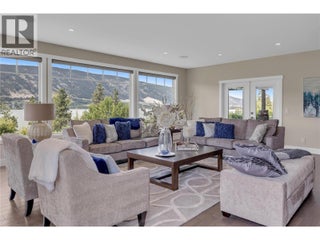 4511 Crawford Road. Lake Country, British Columbia