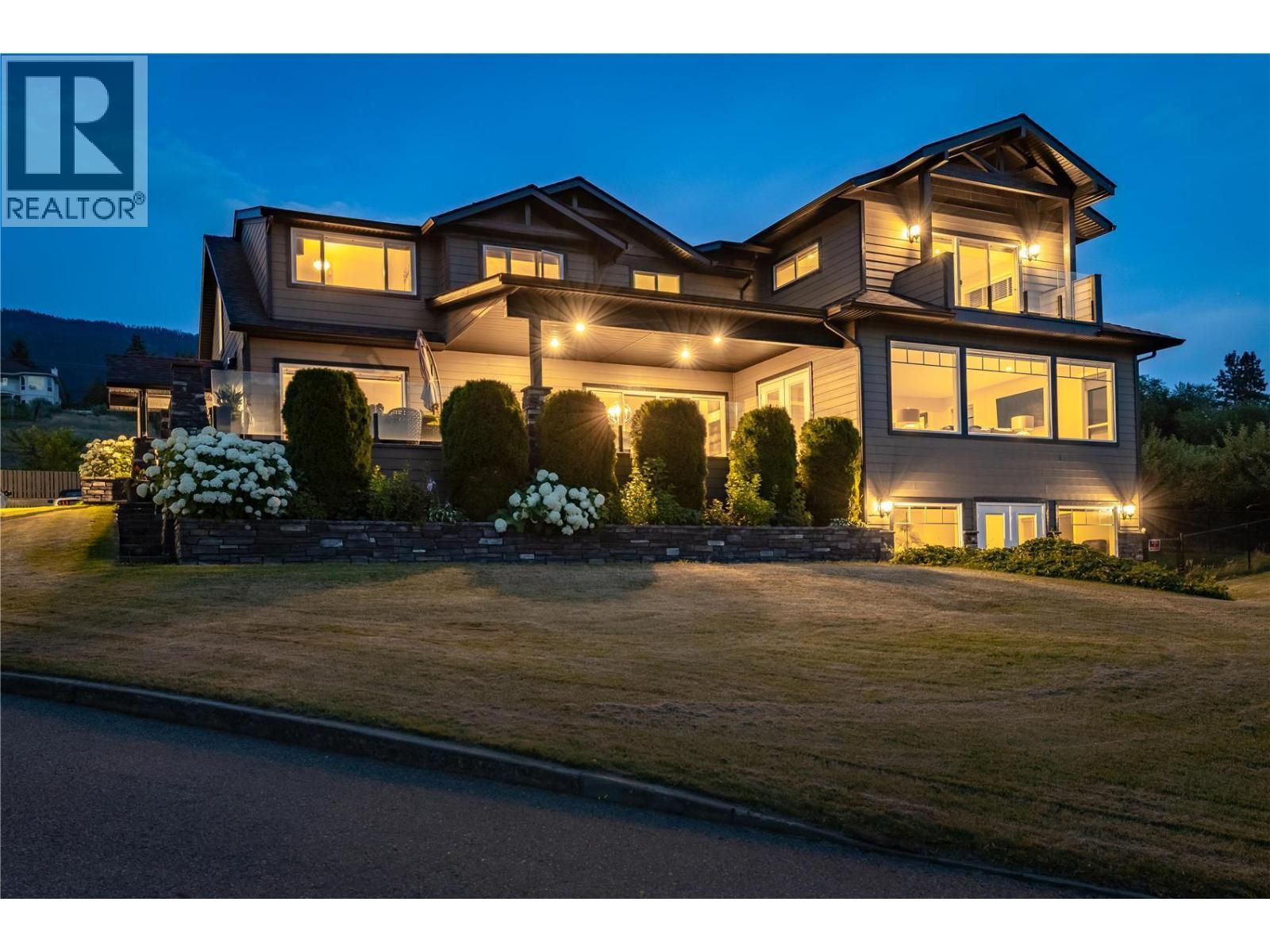 4511 Crawford Road. Lake Country, British Columbia