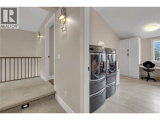 4511 Crawford Road. Lake Country, British Columbia