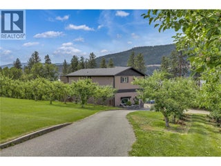 4511 Crawford Road. Lake Country, British Columbia