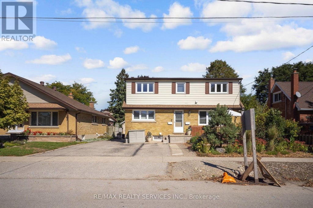 476 Prospect Avenue, Kitchener