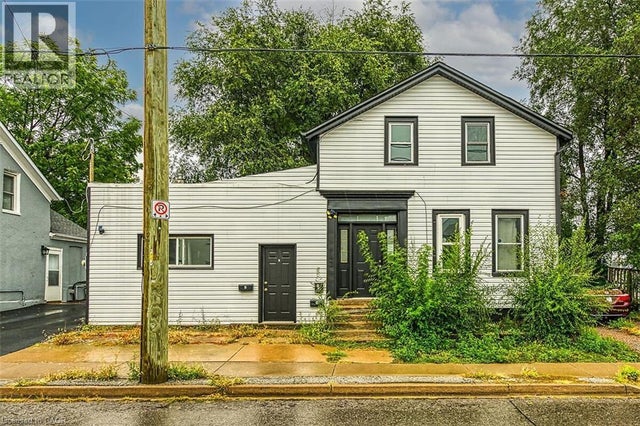 43 Centre Street, St. Catharines