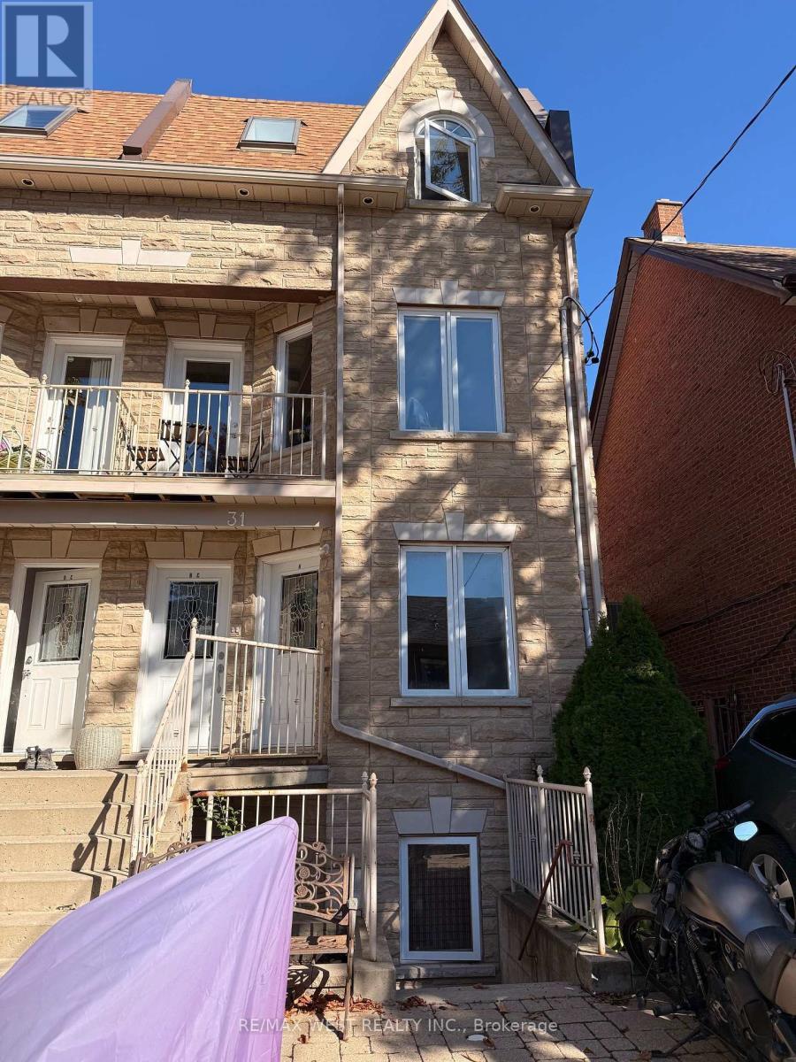 A - 31 Brookfield Street, Toronto (trinity-Bellwoods)