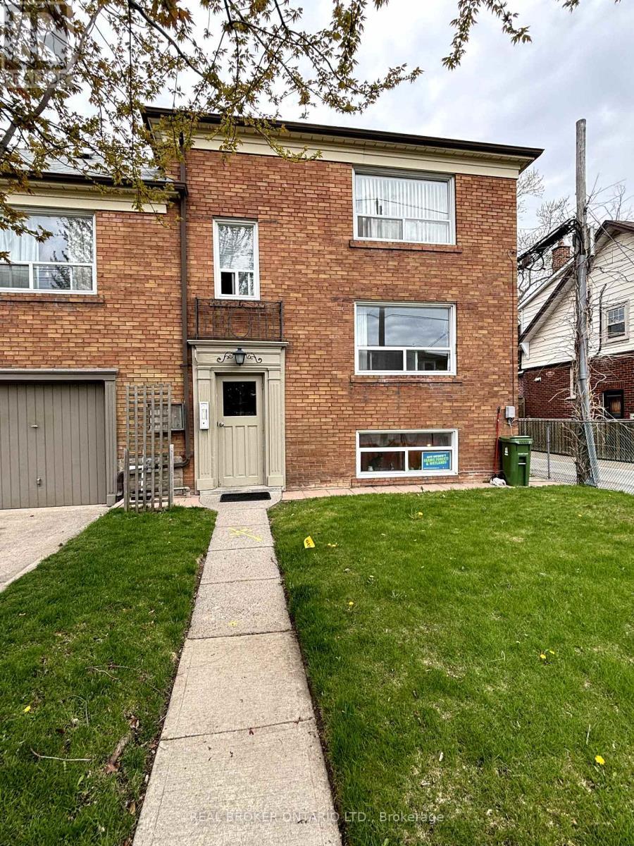 C - 204 O'connor Drive, Toronto (east York)