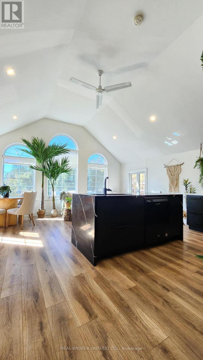 1 Dufferin Street, Innisfil (cookstown)