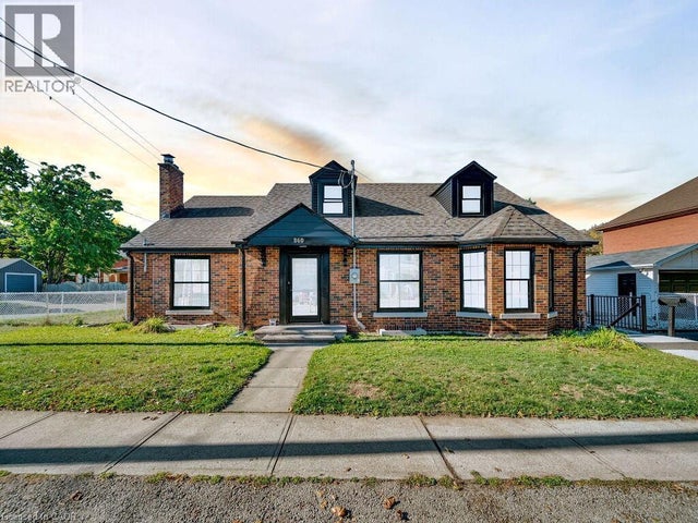 860 Vine Street, Cambridge