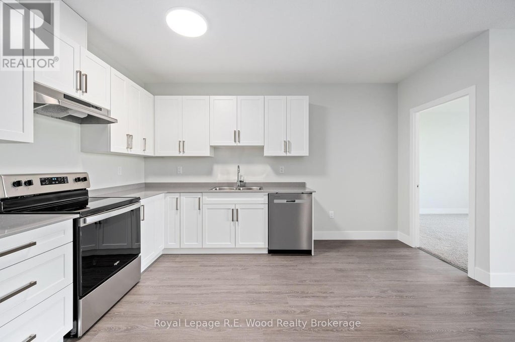 98 King Street, Tillsonburg