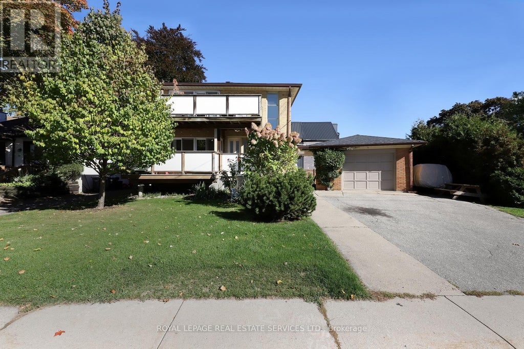 Main Floor - 13 Benson Avenue, Mississauga (port Credit)