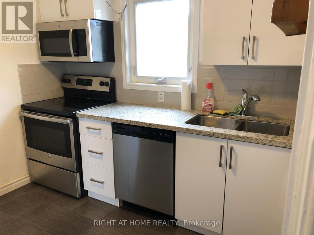 2 - 73 Cecil Street, Toronto (kensington-Chinatown)