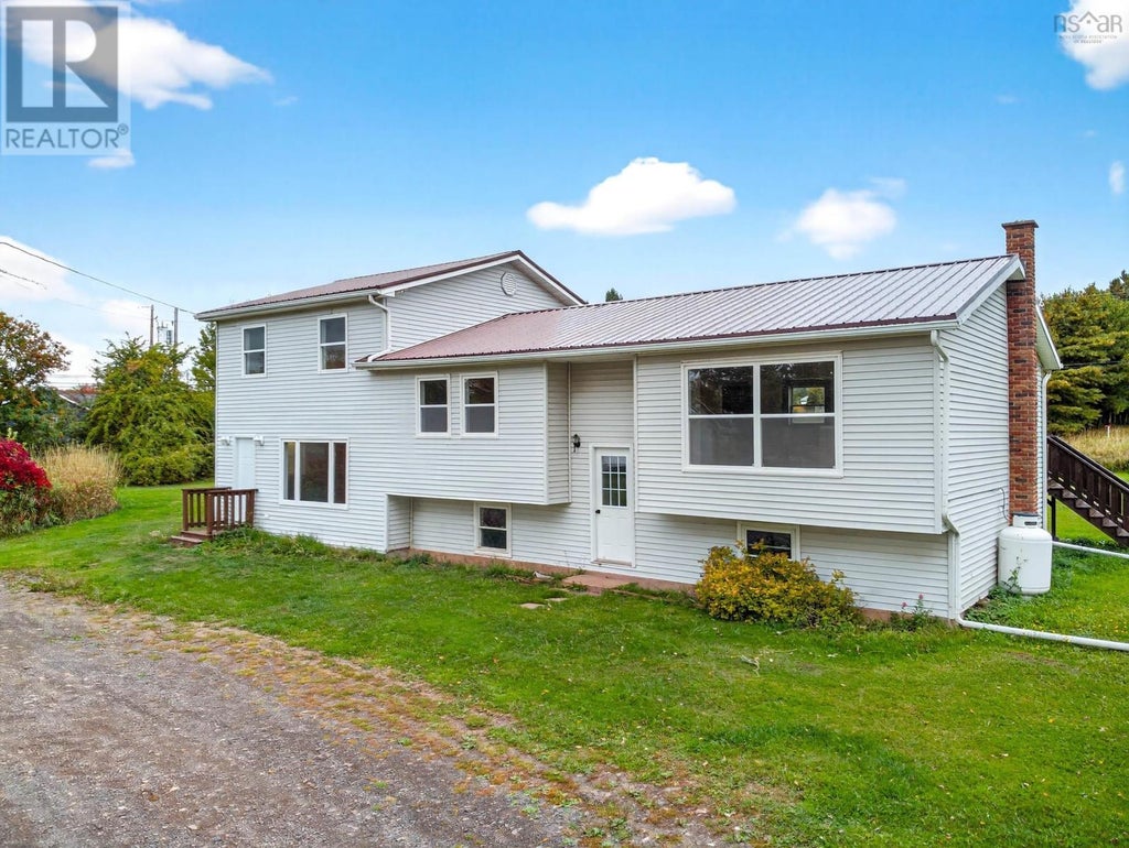 2447 Highway 376, Lyons Brook