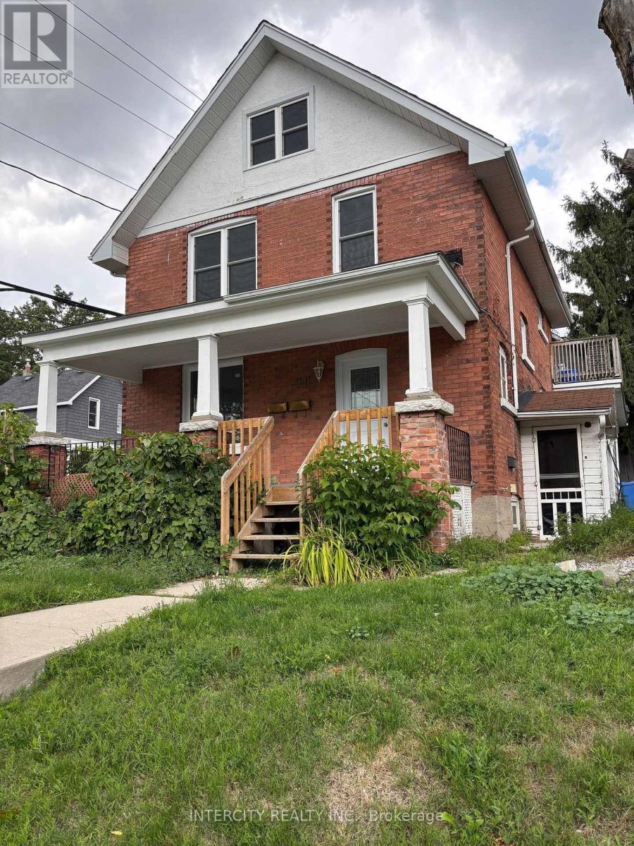 90 Coldwater Road W, Orillia