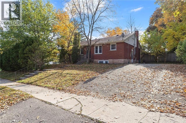 154 Elgin Crescent, Waterloo