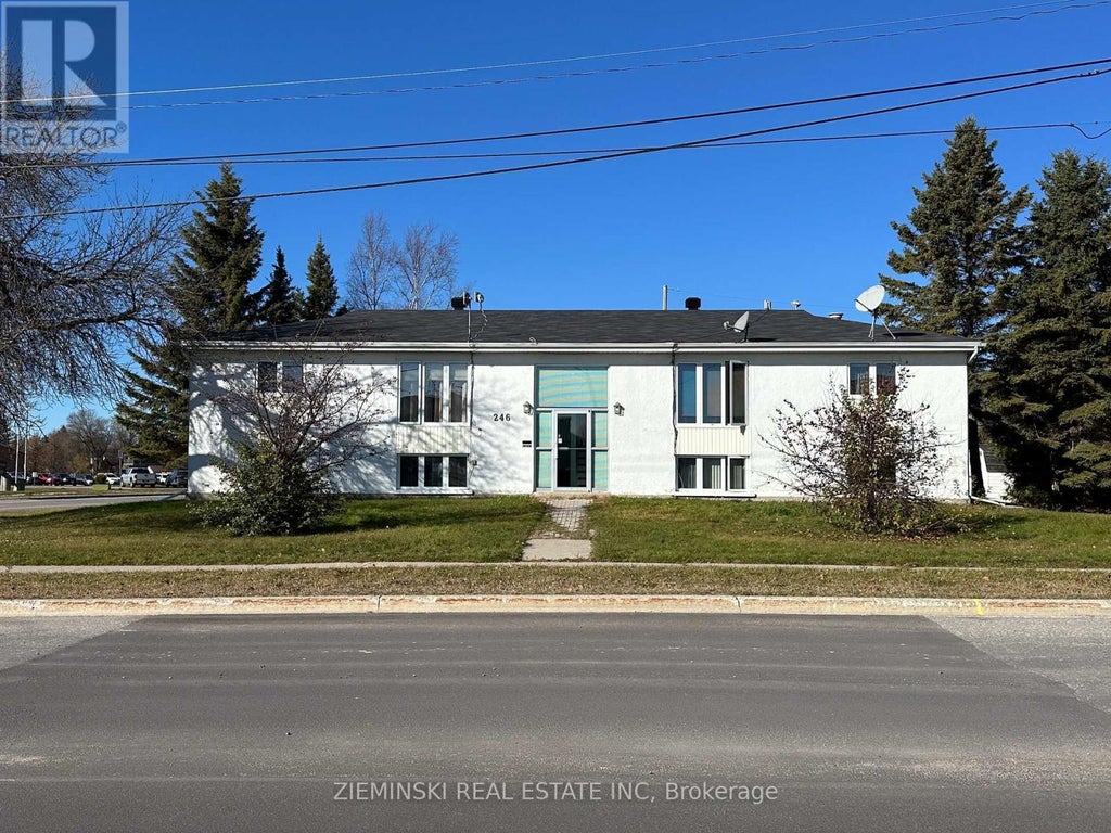 246 Cambridge Avenue, Iroquois Falls