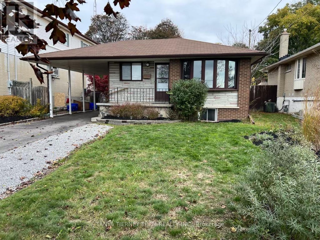 117 Keewatin Street S, Oshawa (donevan)