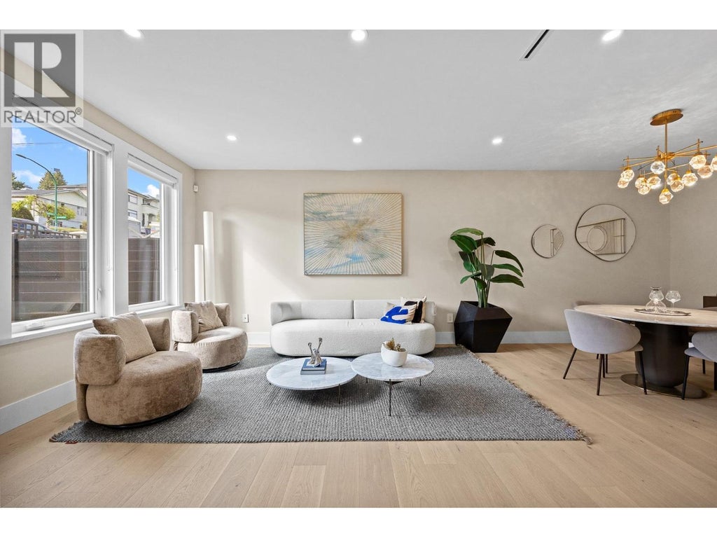 2 5115 Buxton Street, Burnaby