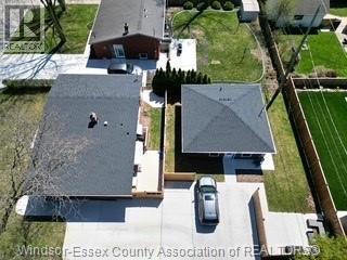 3401 Roxborough, Windsor