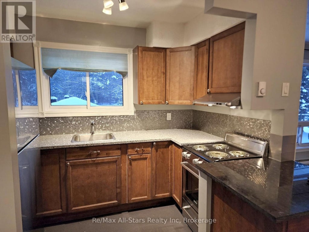 5 - 25844 Highway 35 Highway, Lake Of Bays (franklin)